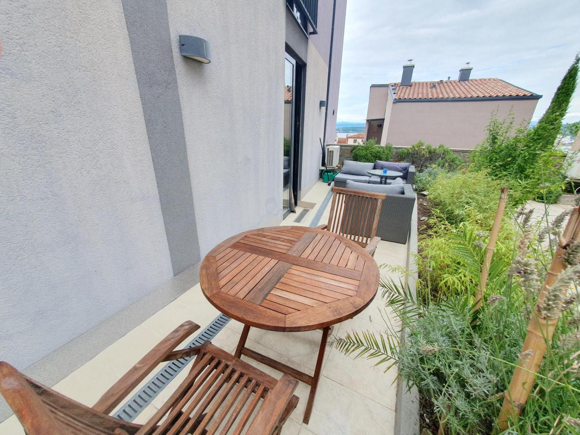 Bella Vista Lux Apartment With Private Terace Koper Zewnętrze zdjęcie